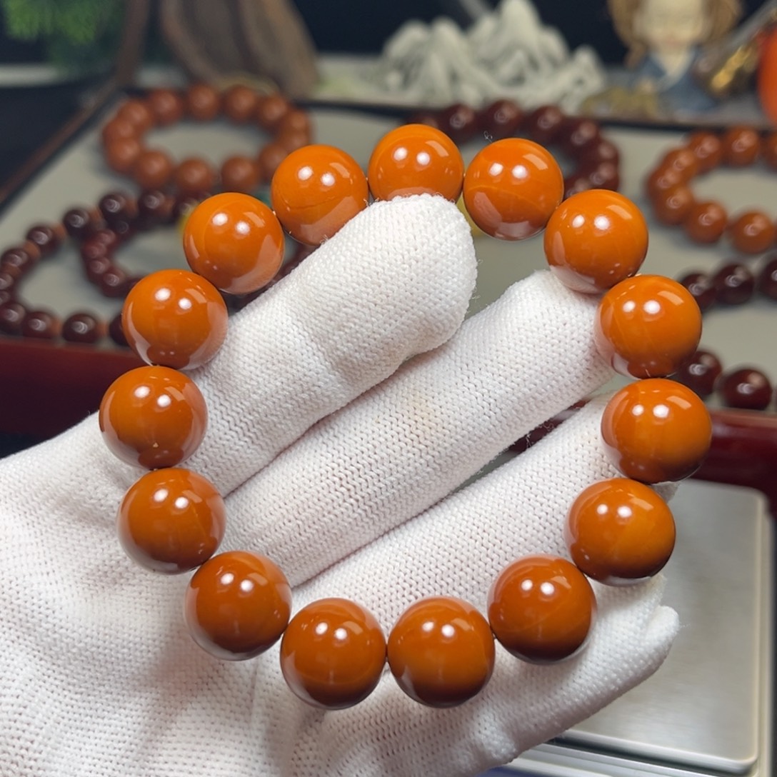 郑***杰吊坠橄榄核1.48+精品老树铁核 小孔