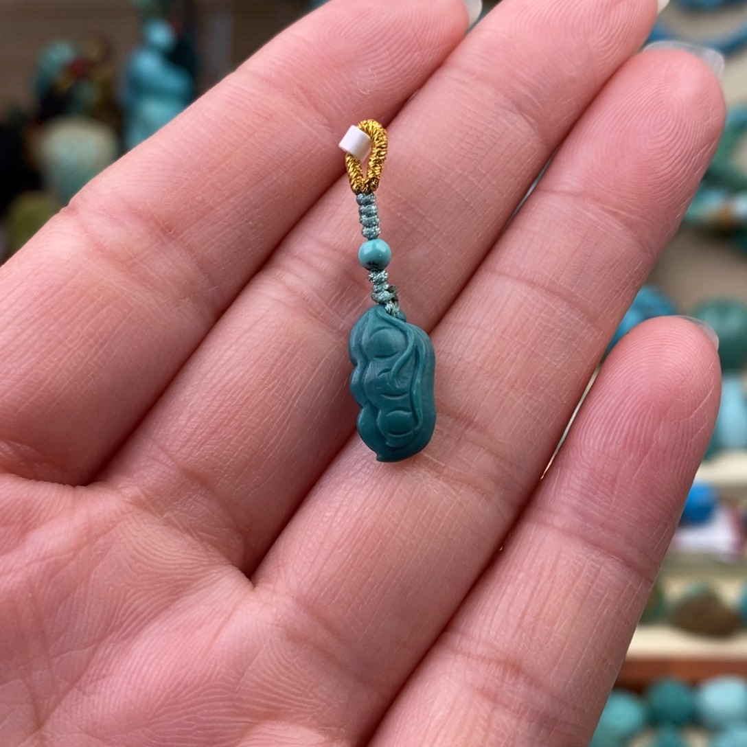 未镶嵌绿松石珠宝奇石