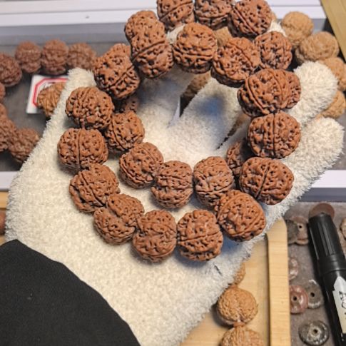 金刚菩提手串原生态的大金刚手串，原皮原色，精挑细选