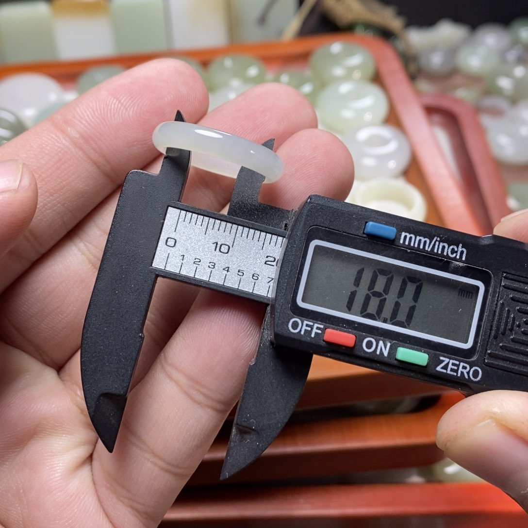 和田玉吊坠(不含链)未镶嵌