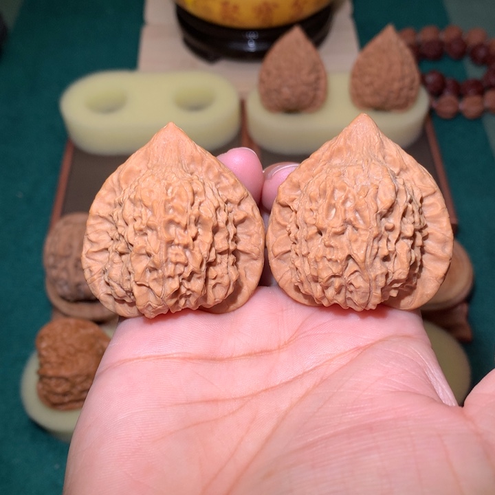 核桃文玩核桃把件朱雀