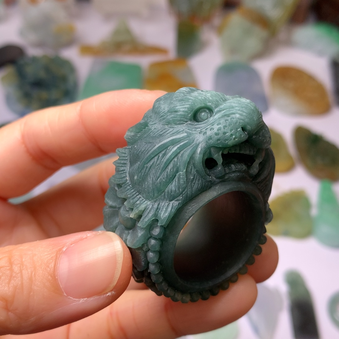 定制翡翠未镶嵌翡翠