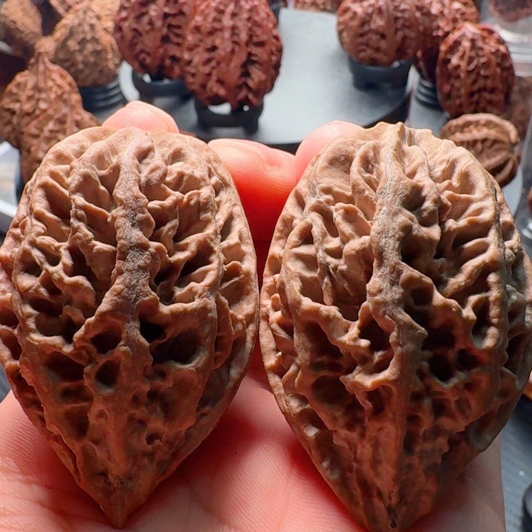 吊坠文玩核桃盘龙塔尖