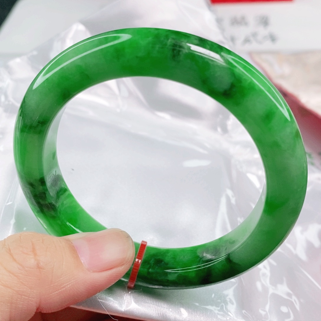 未镶嵌手镯翡翠57.5圈口毕业闭眼冲