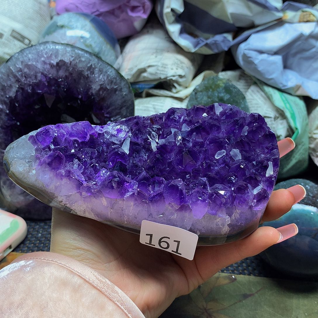 紫晶大型摆件（非配饰）未镶嵌