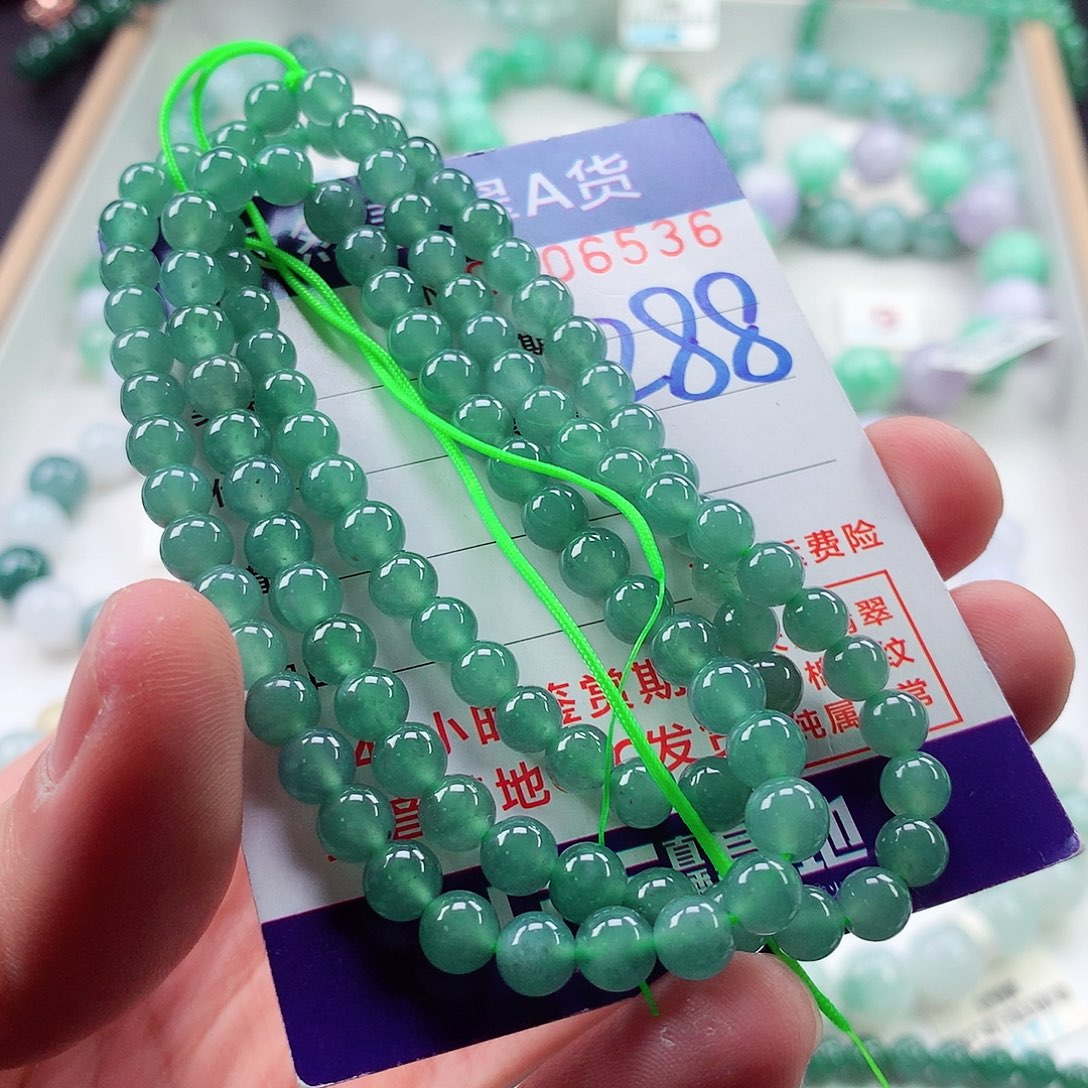 翡翠毛衣链未镶嵌