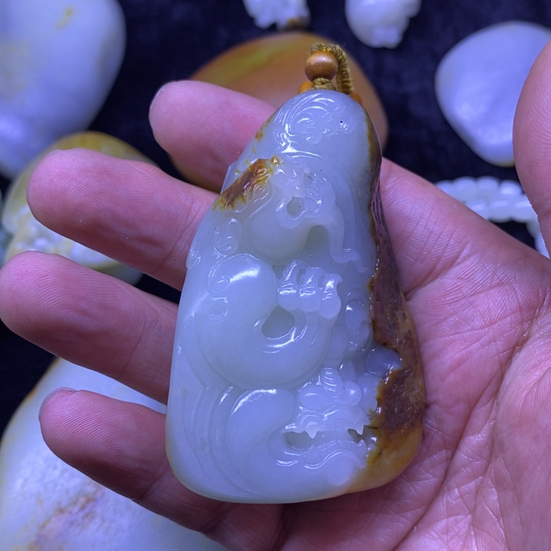 和田玉颈饰未镶嵌