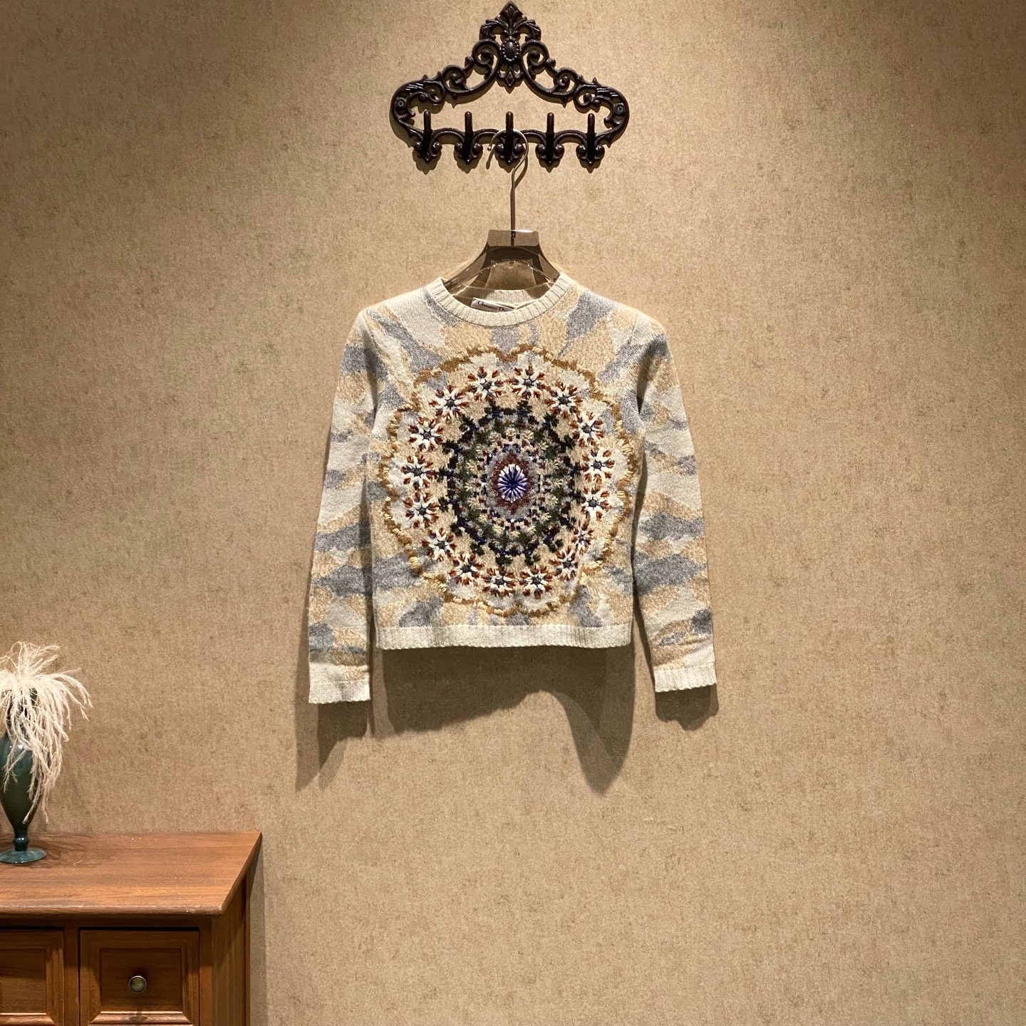 未使用 DIOR/迪奥 Dior 重工刺绣万花筒羊绒毛衣/36码/35886