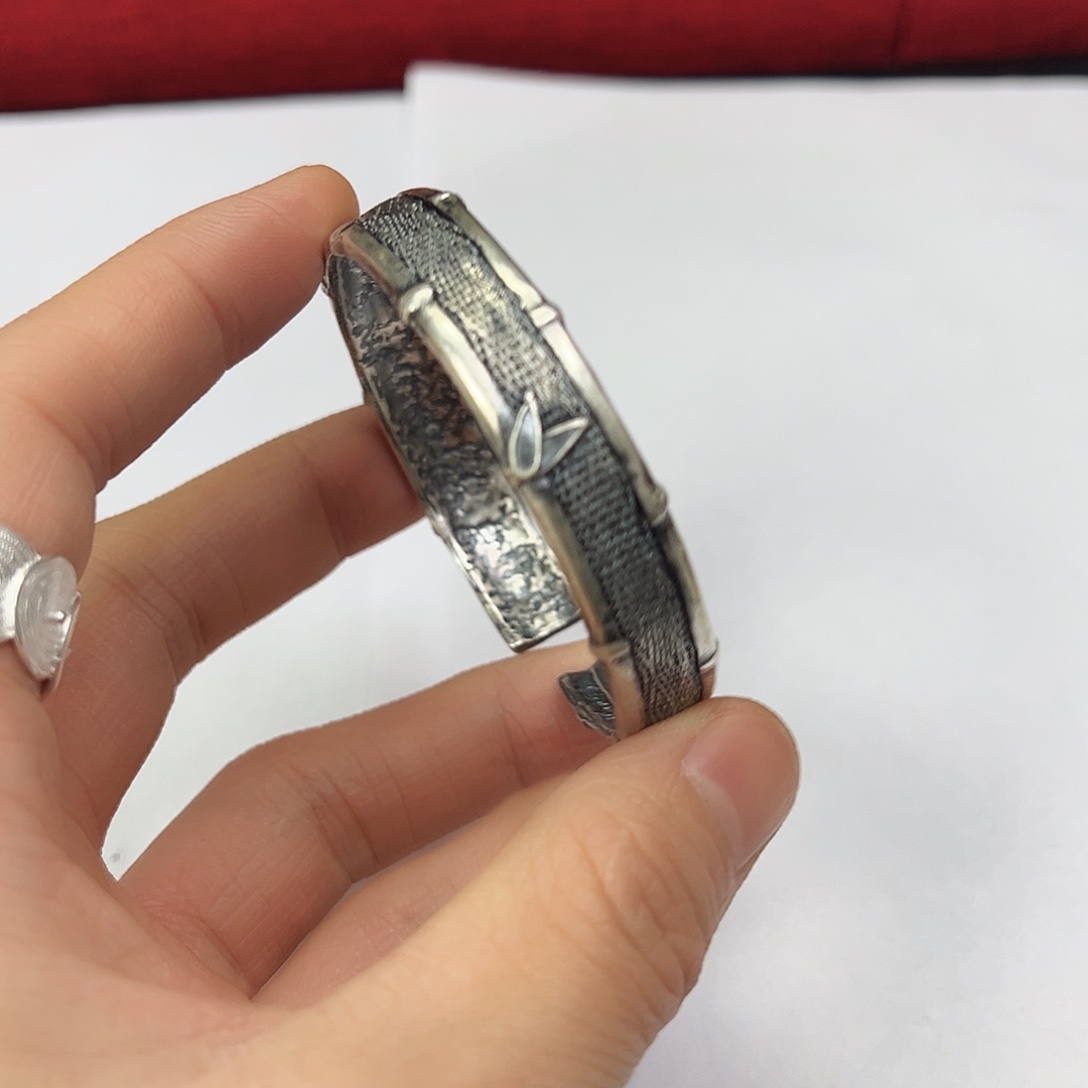 足银足银手工手镯