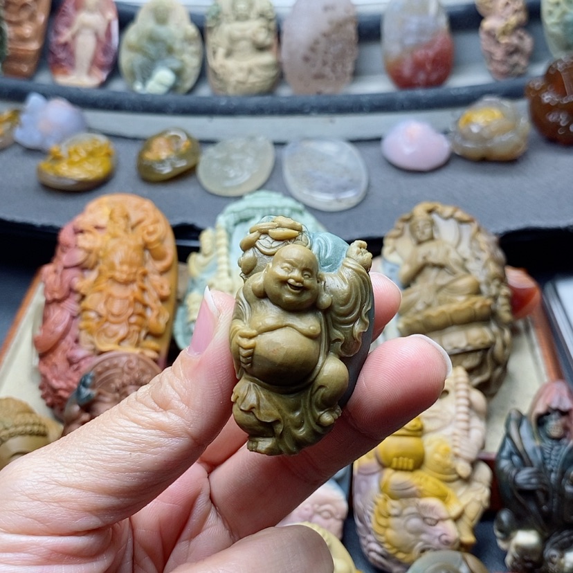 【闪购商品】定制石英质玉吊坠未镶嵌