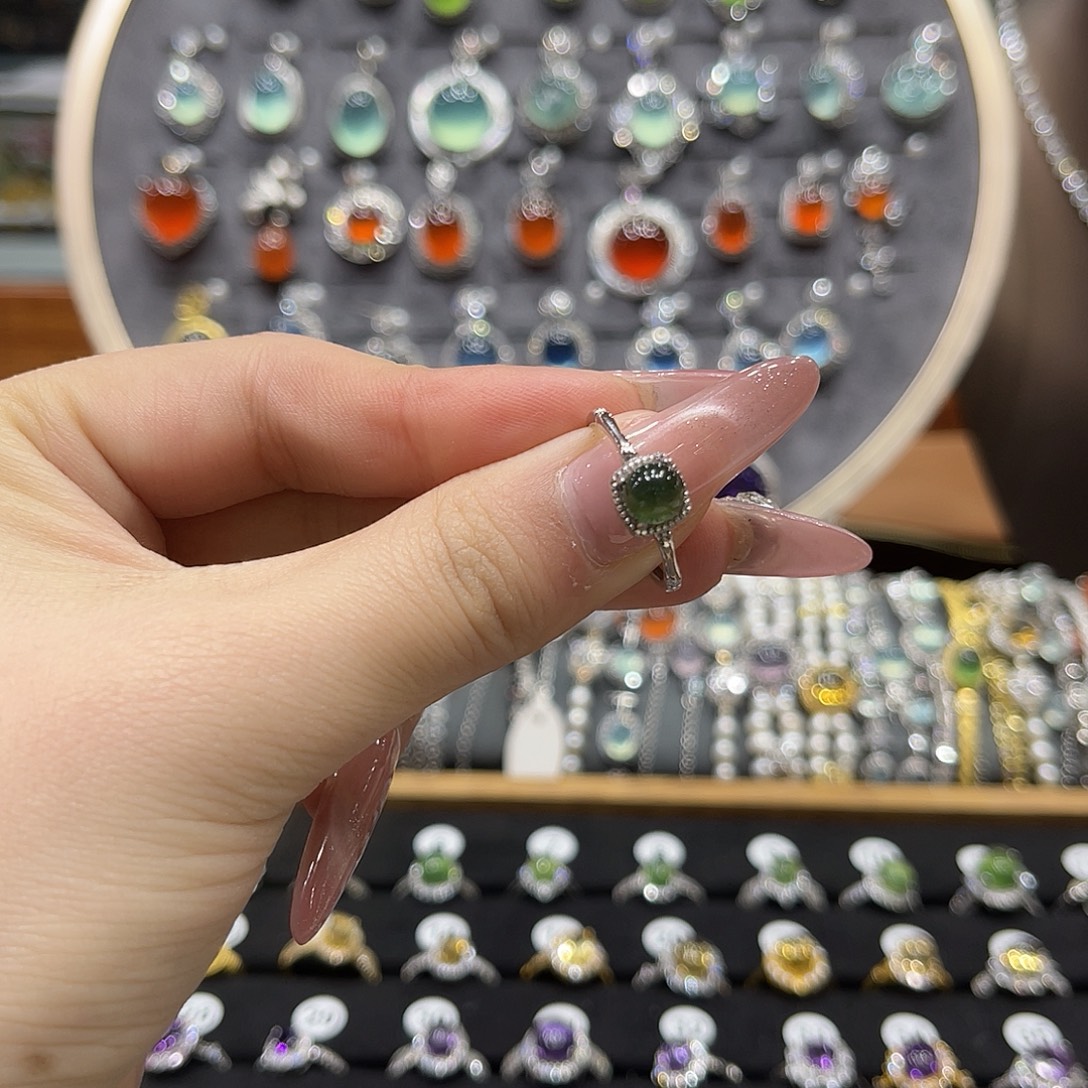 蛇纹石玉银S925镶嵌戒指