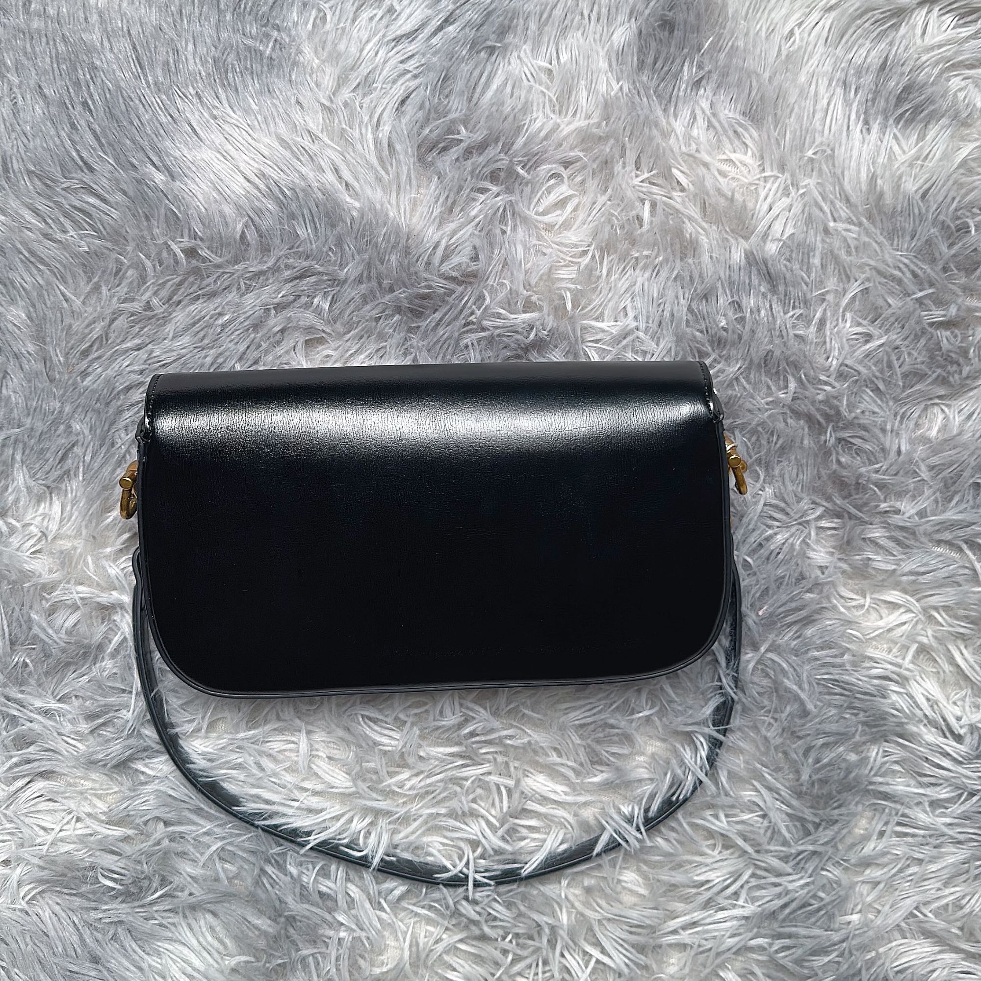 手工时尚真皮G豆腐百搭女包黑色