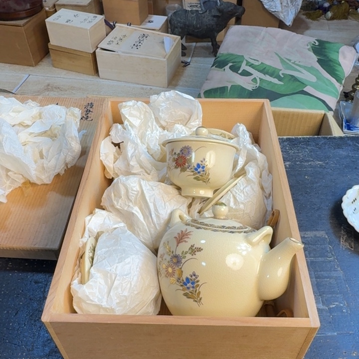 瓷片哈哈哈哈哈哈哈