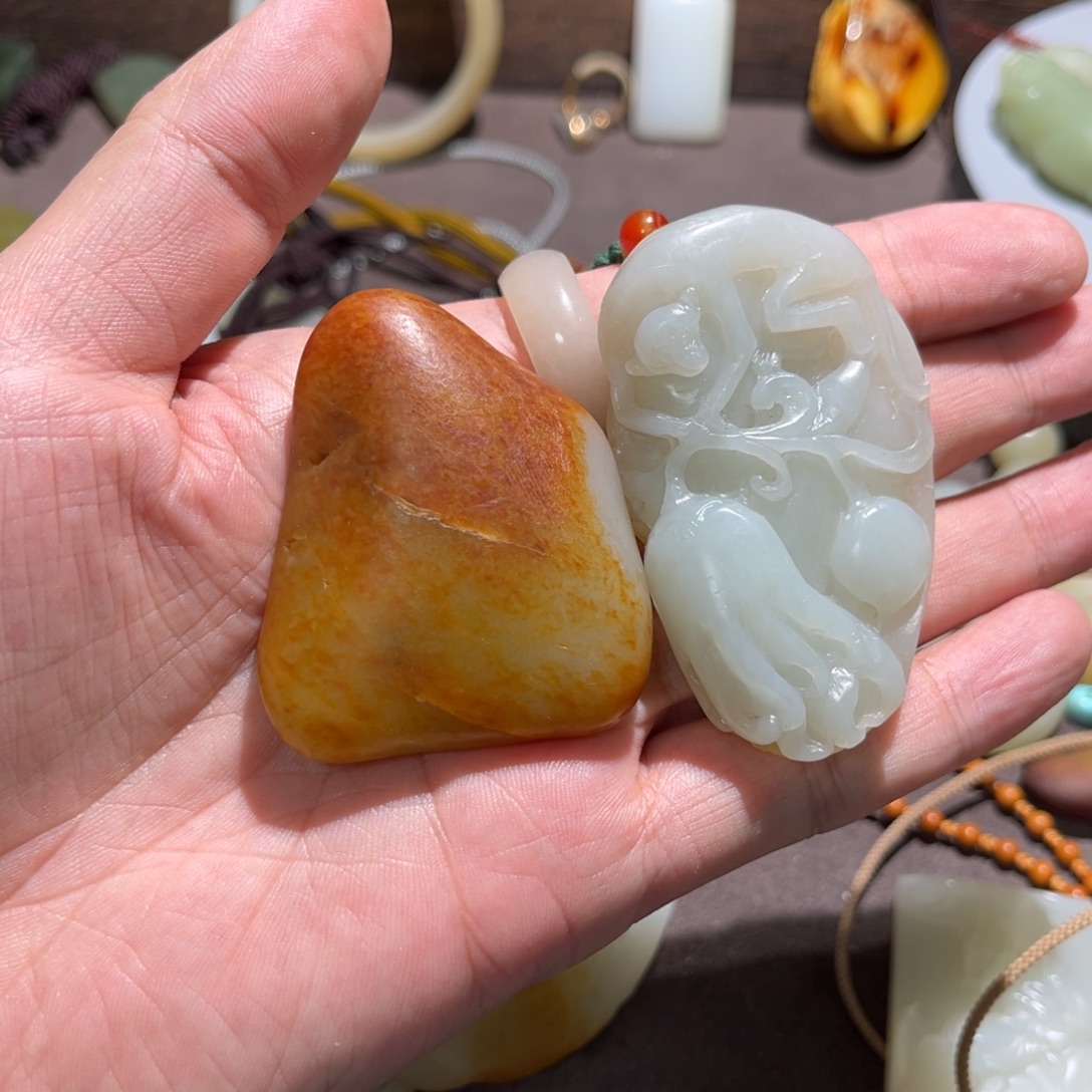 无***敌和田玉未镶嵌颈饰