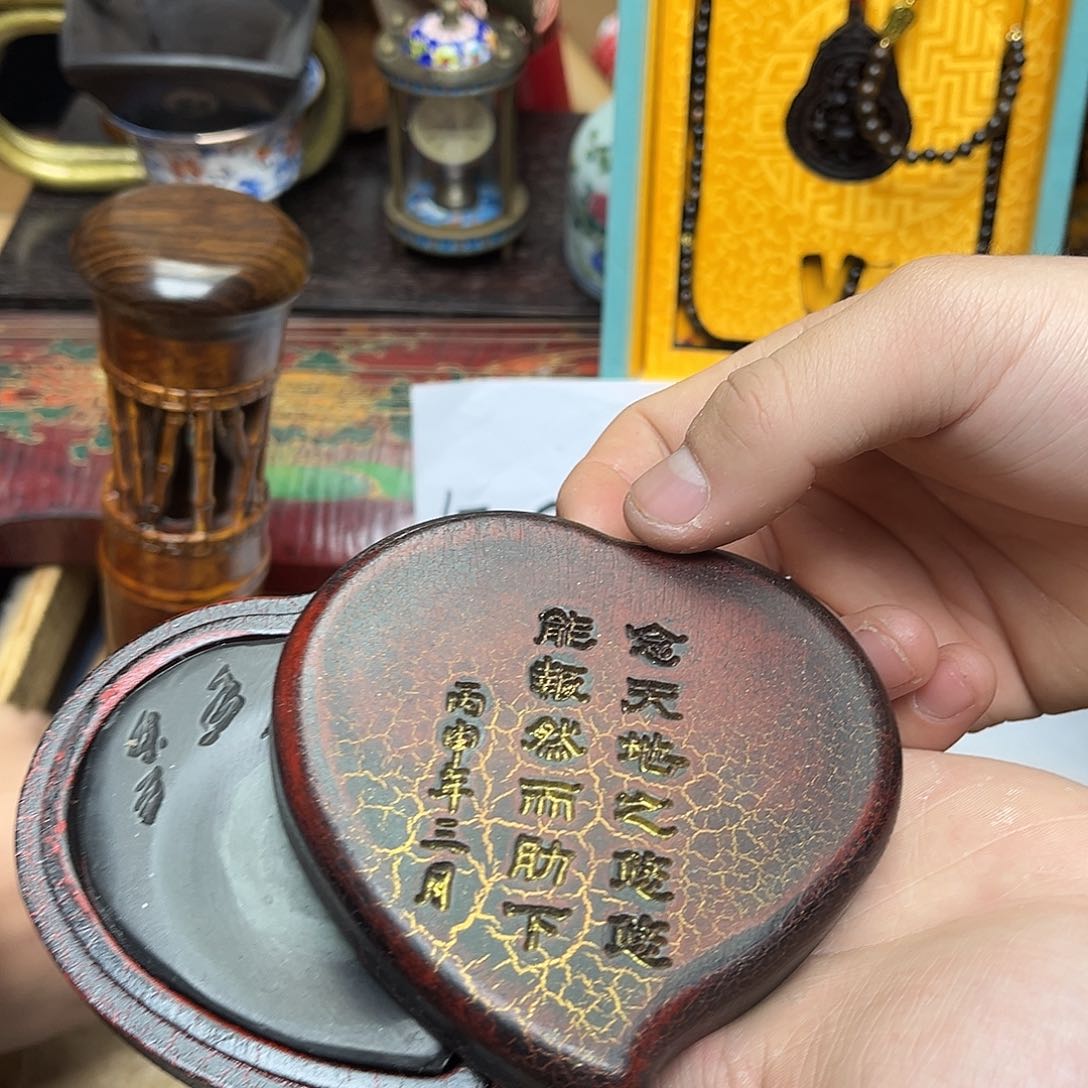 大叶紫檀（黑酸枝木类）