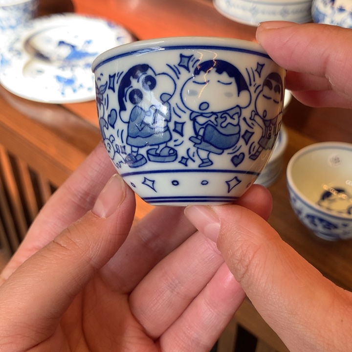 蜡笔小新缸杯185号