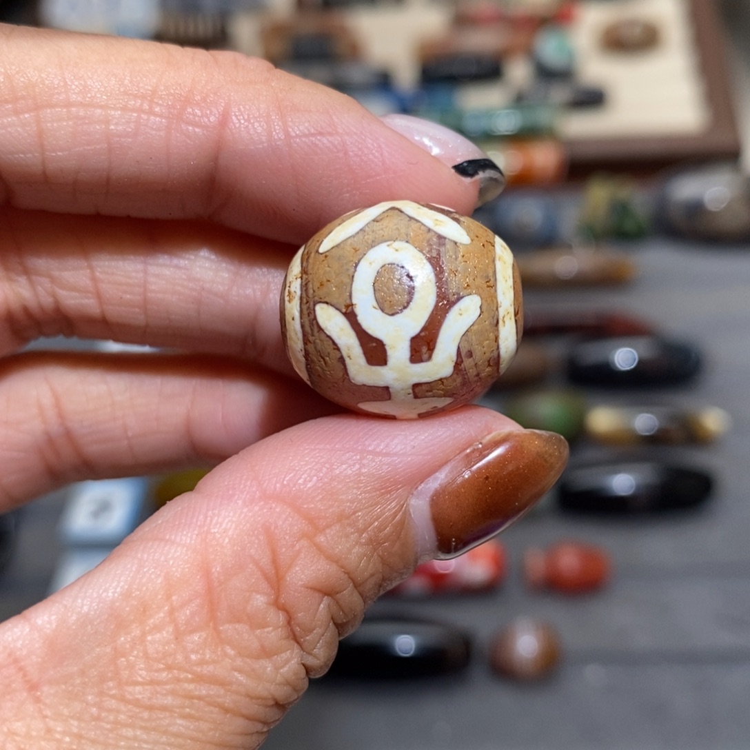 小***。玛瑙/玉髓合金手链