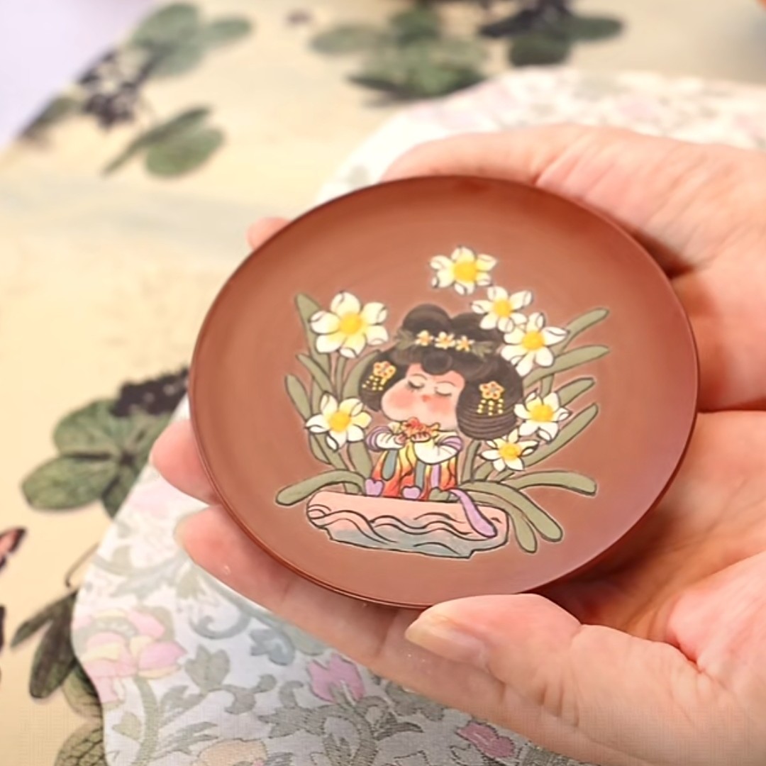 《唐韵·小唐人》朱泥杯垫壶承手绘