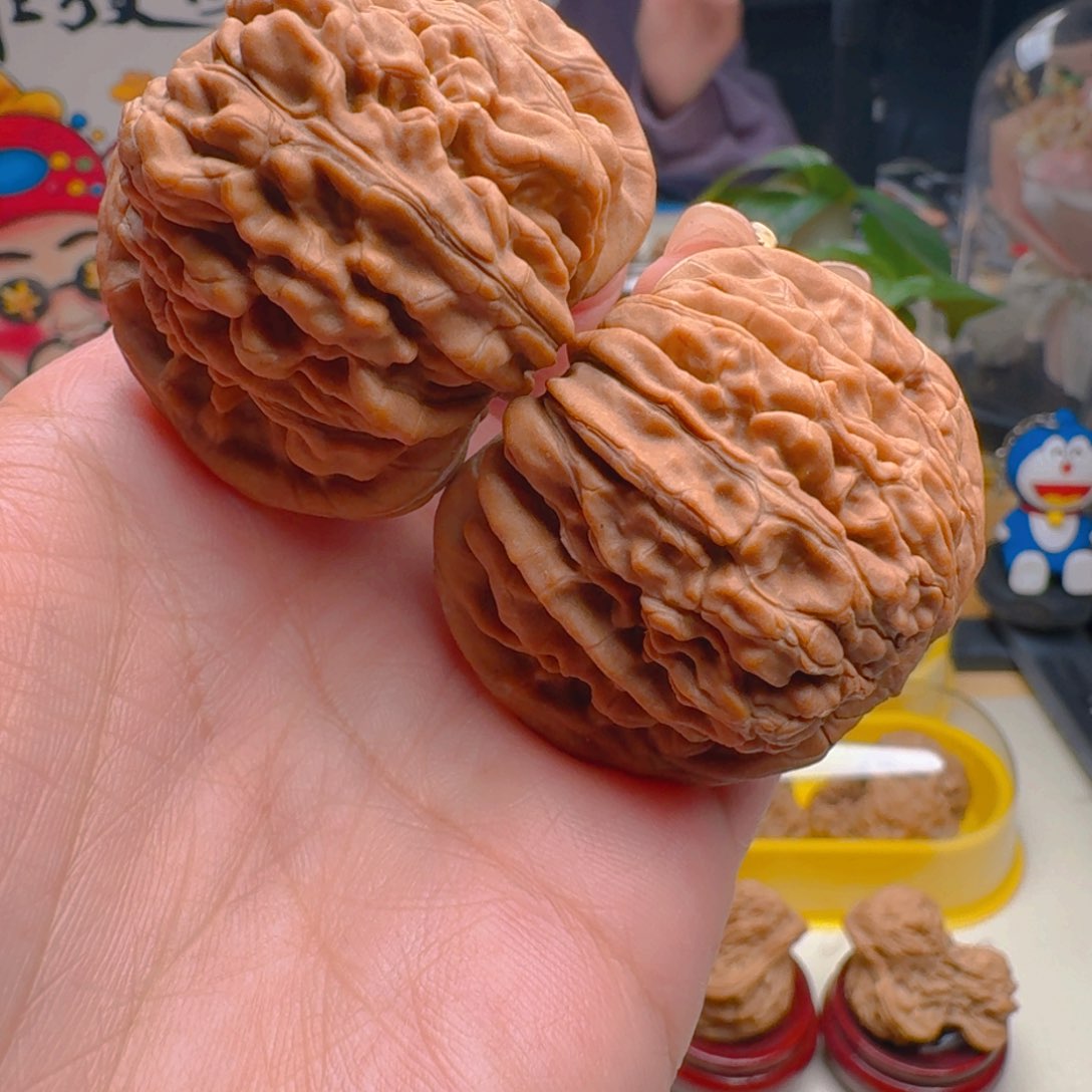 核桃把件44尺寸四座楼