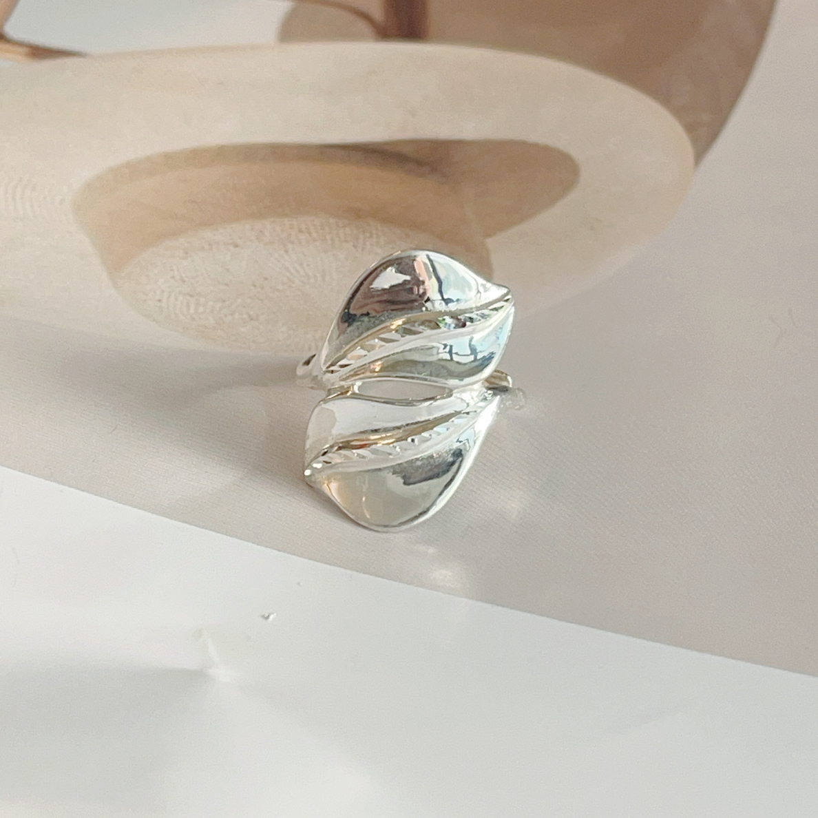 足银戒指 银戒指气质优雅时尚大气