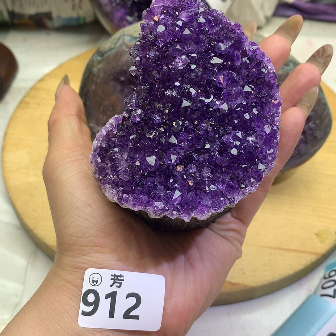 紫晶大型摆件（非配饰）未镶嵌
