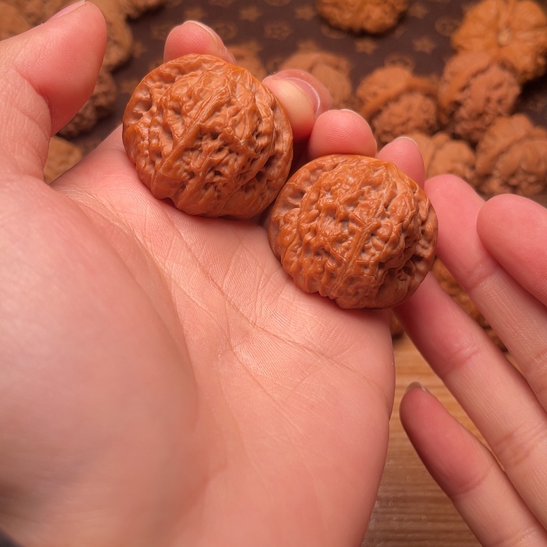 文玩核桃把件无**说黑马36（2）