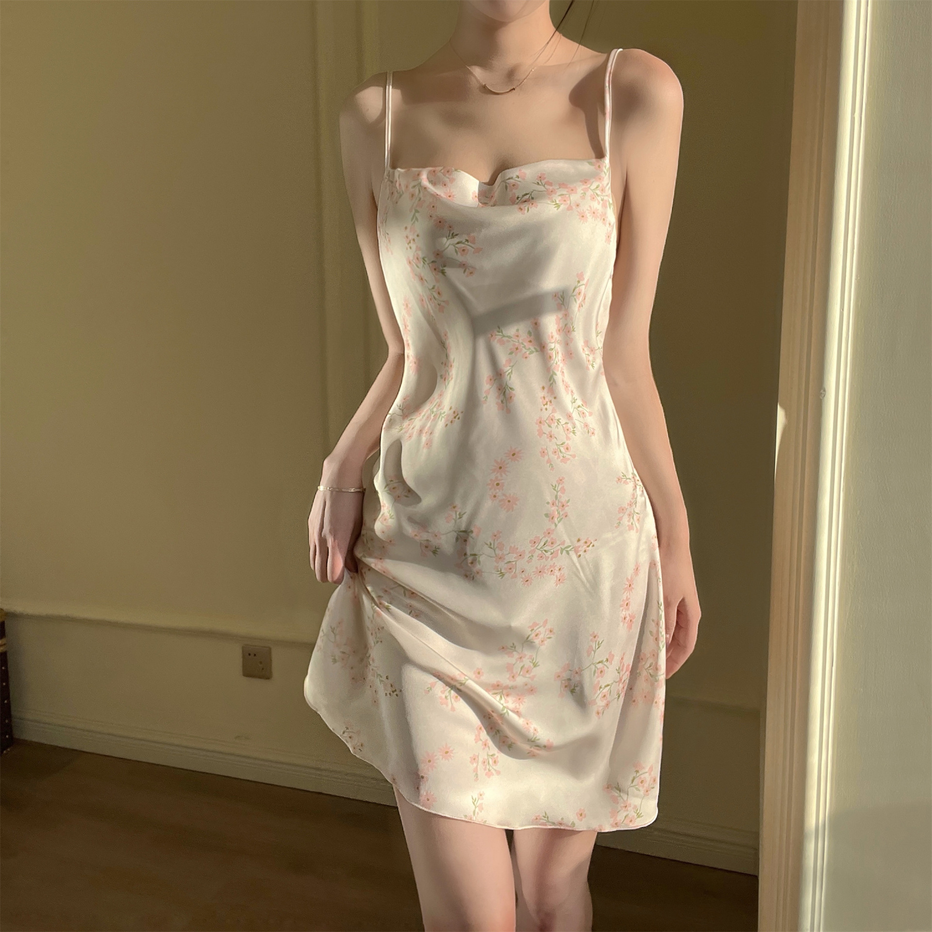 A1新款法式小香风睡衣吊带连衣裙