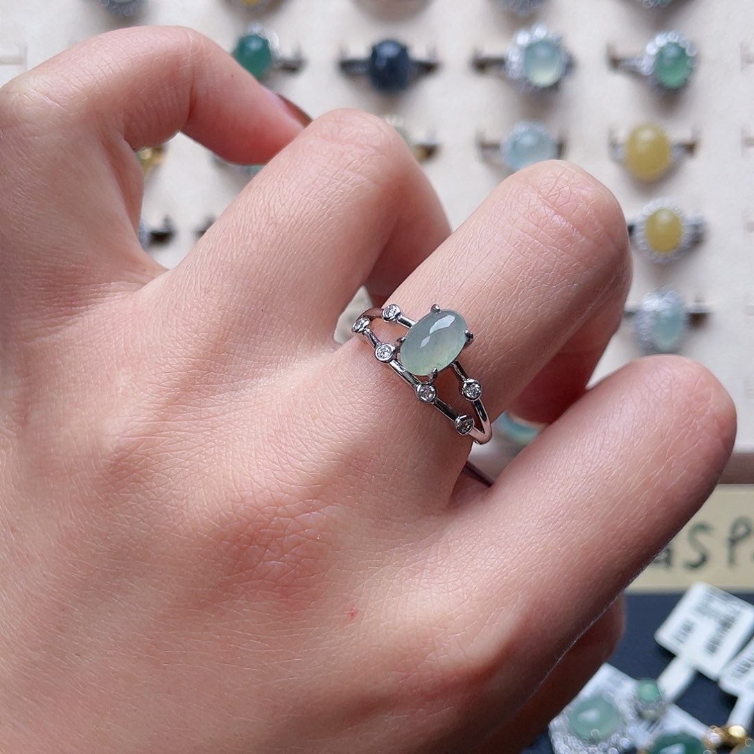 翡翠戒指未镶嵌戒指