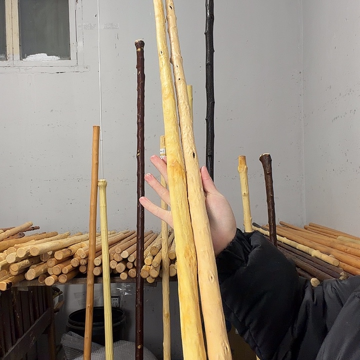 梦***想秦岭石山红牛筋鞭杆