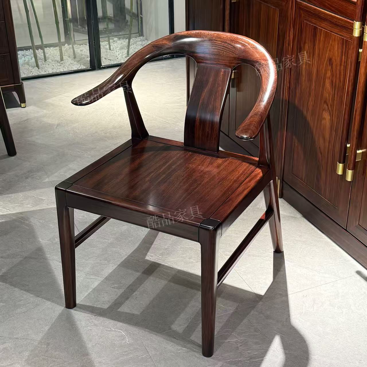 【乌金木】1369鸭嘴椅600*600*785坐高460