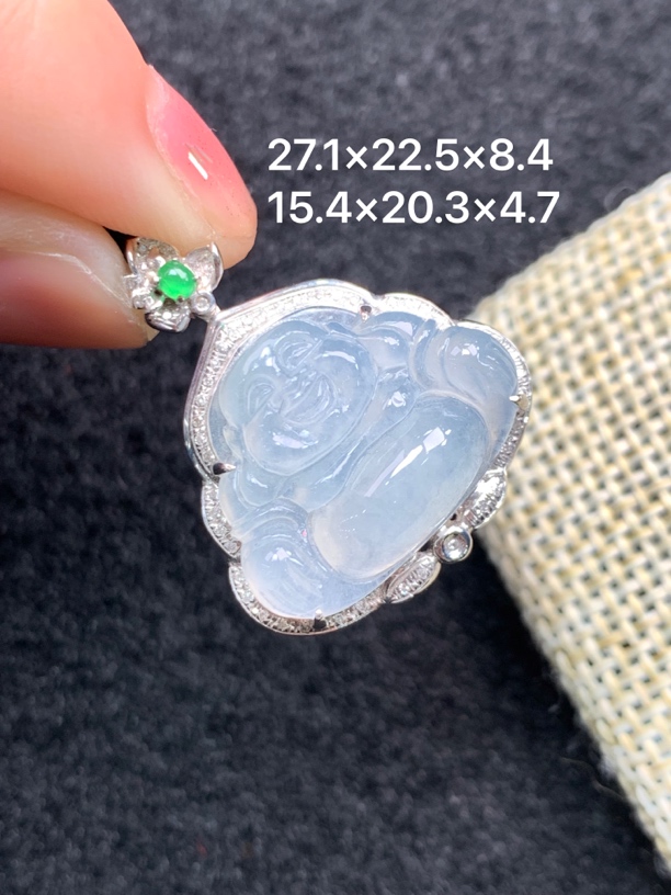 18K金镶嵌天然缅甸翡翠冰种佛公吊坠