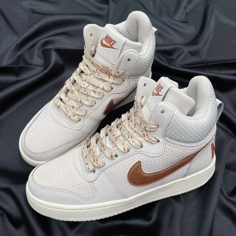 (断码清货)Nike/耐克 Court Borough 女款休闲板鞋 844907-003
