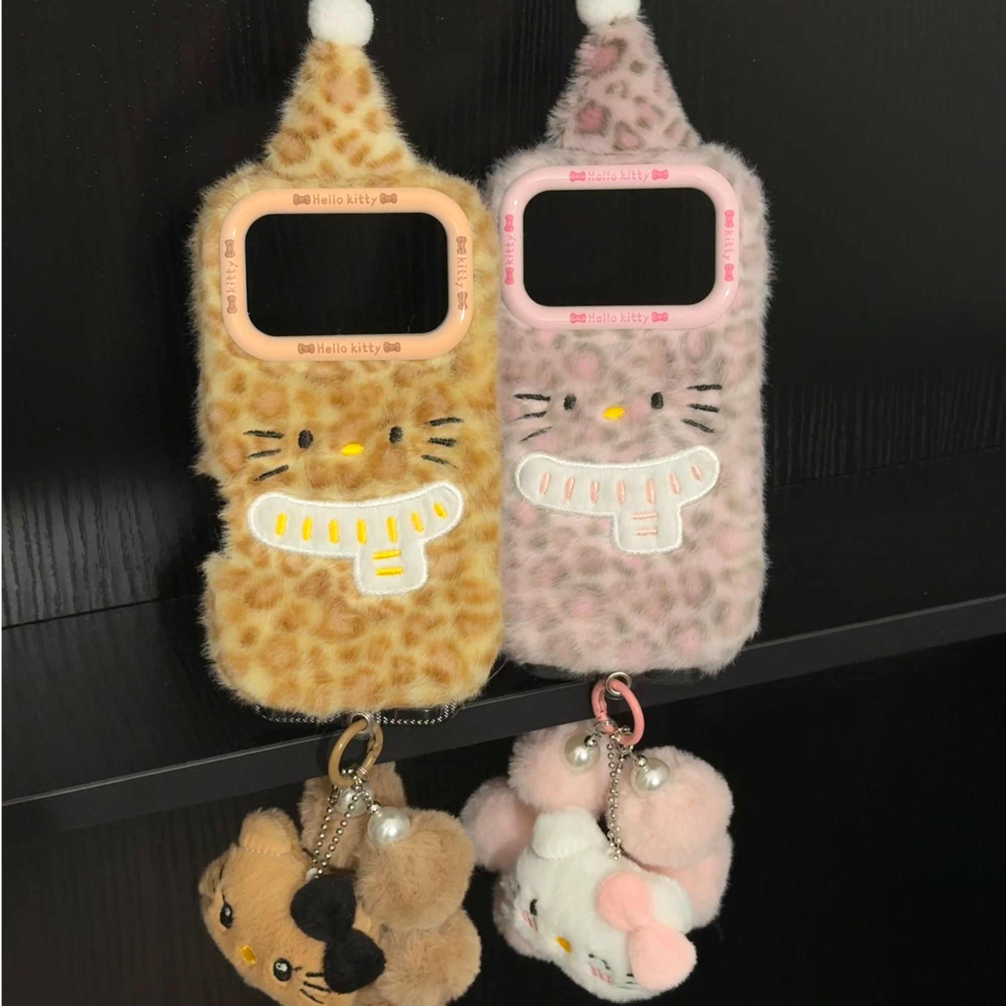 秋冬毛绒围巾kt适用iPhone17promax苹果13手机壳14豹纹15pm全包16