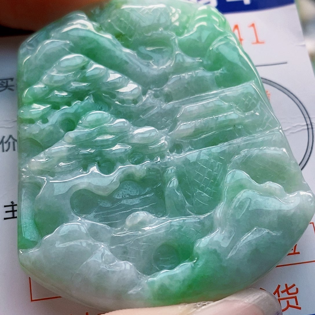 吊坠(不含链)未镶嵌翡翠