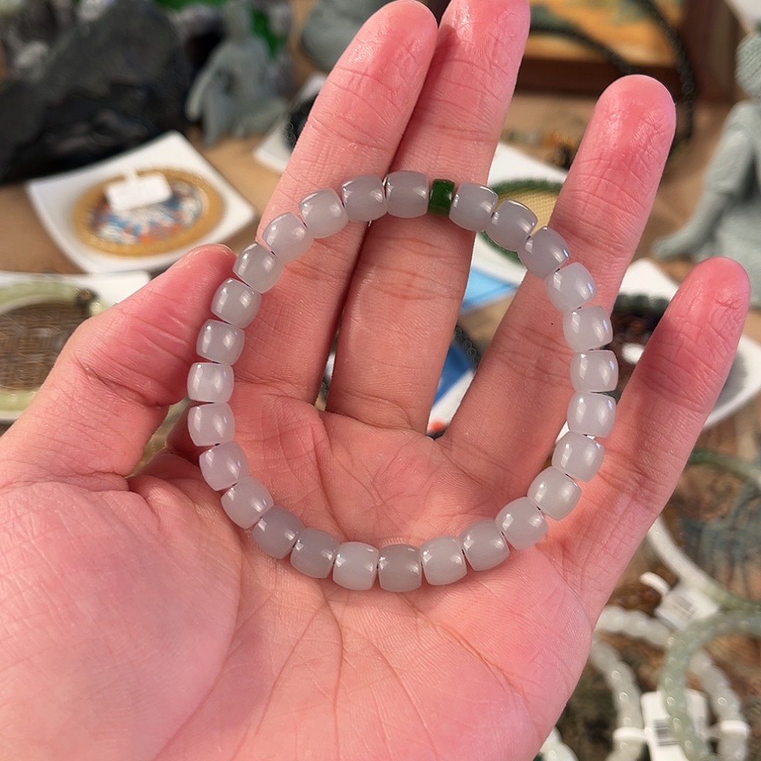 Q****手链未镶嵌和田玉