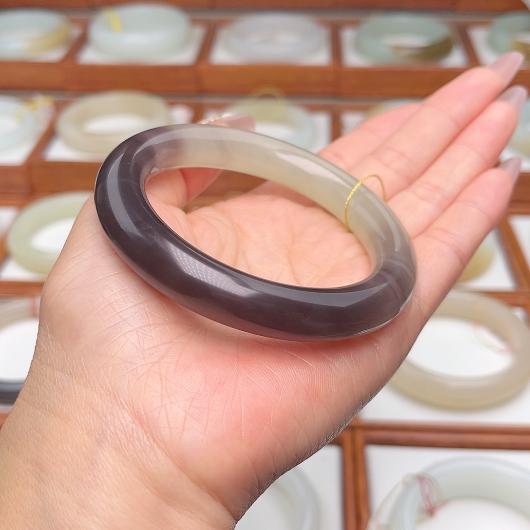 和田玉手镯未镶嵌57