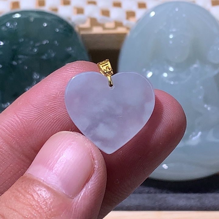 翡翠未镶嵌颈饰炸/金扣头桃心无事牌