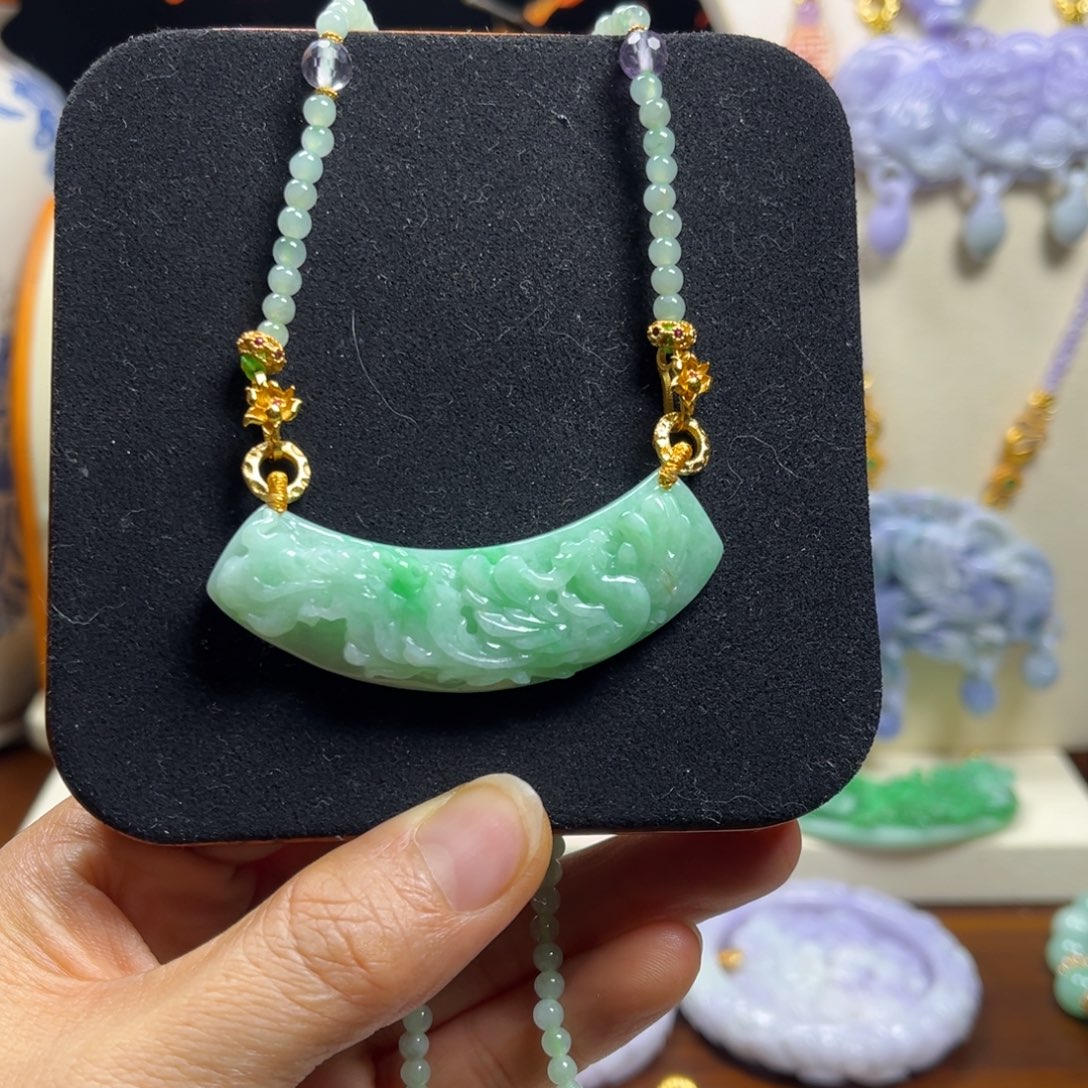 翡翠未镶嵌颈饰天然翡翠