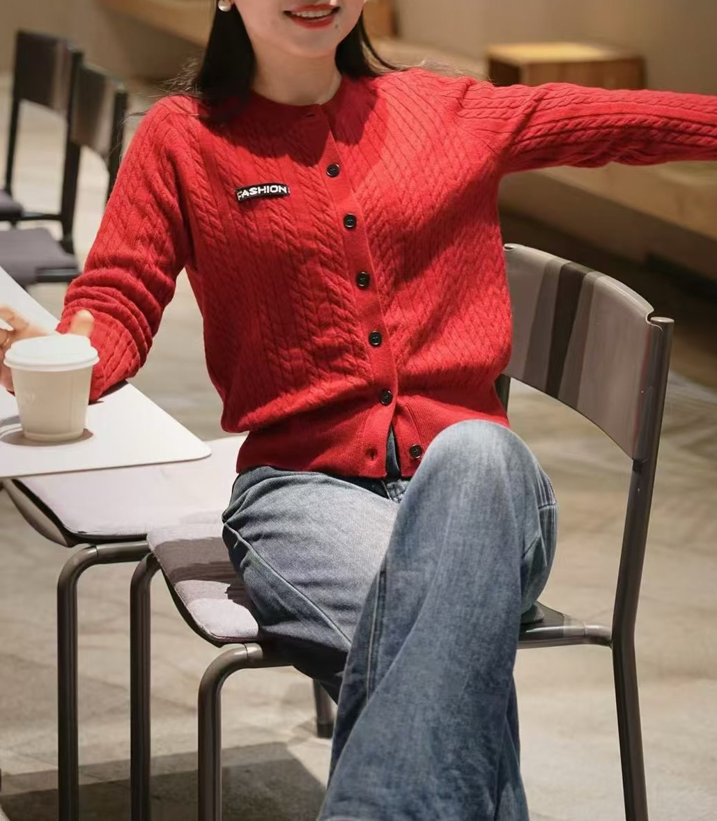 述恩推荐2024休闲针织开衫女秋冬长袖外套显瘦百搭上衣