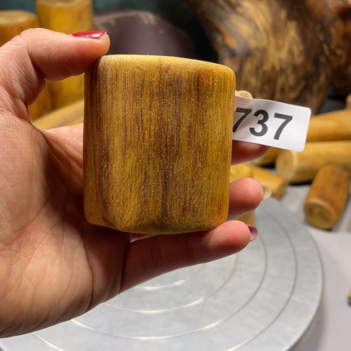 溜***哥木直播间一物一图