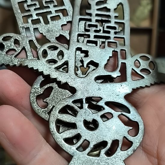 美***过硅胶帐钩一对，包浆自然