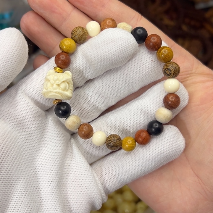 金刚菩提手串金刚菩提手串一条