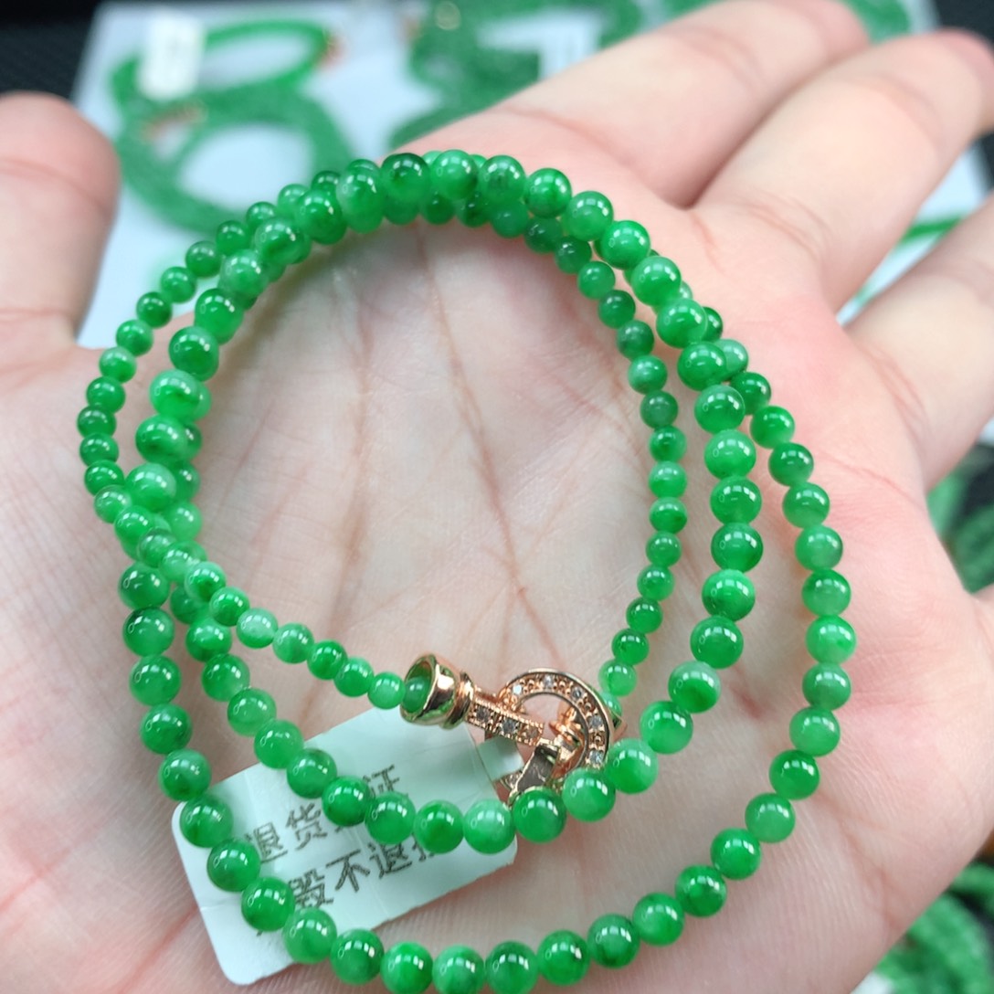 翡翠手链未镶嵌翡翠