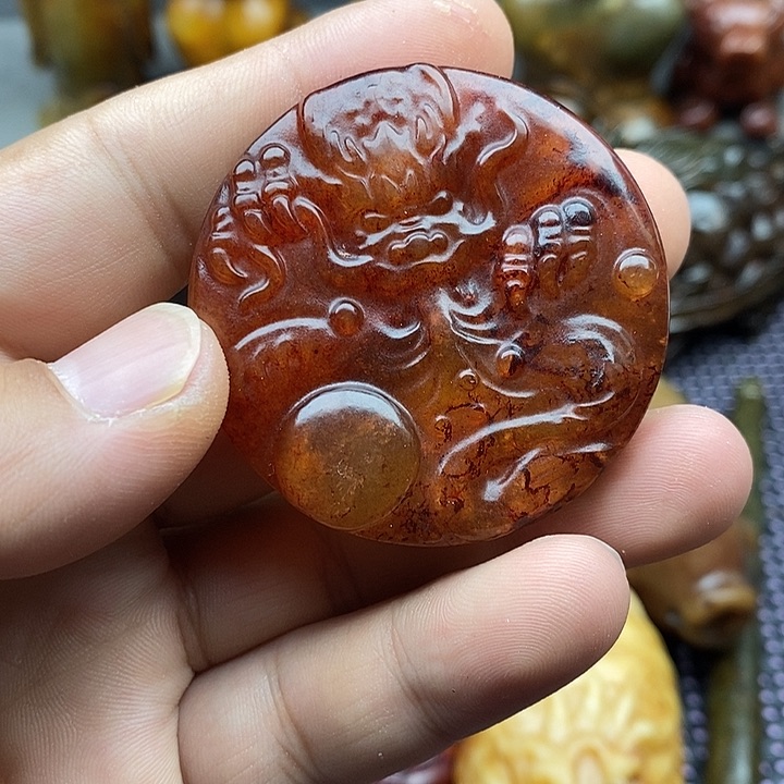 未镶嵌蛇纹石玉颈饰