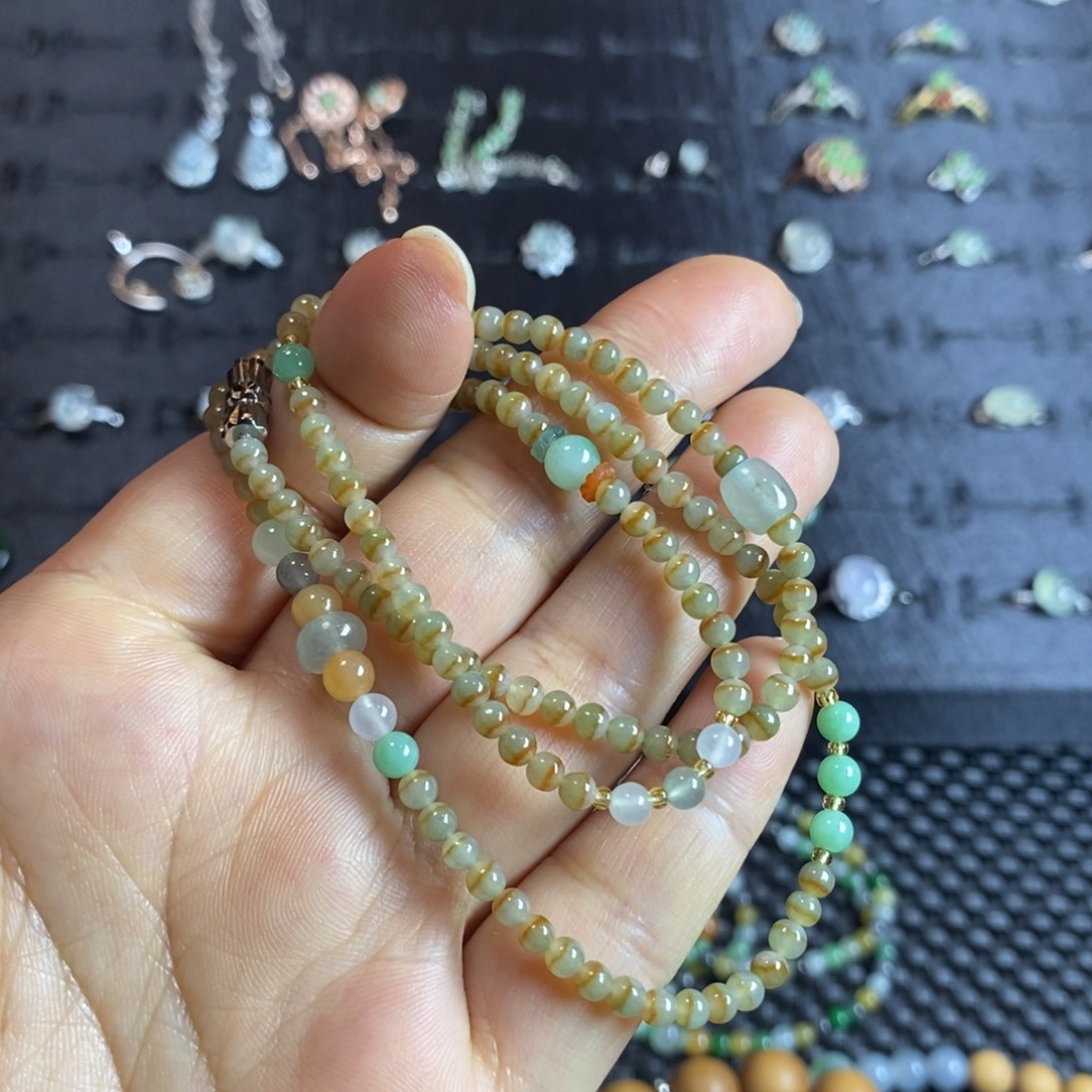 定制翡翠未镶嵌鸳鸯珠