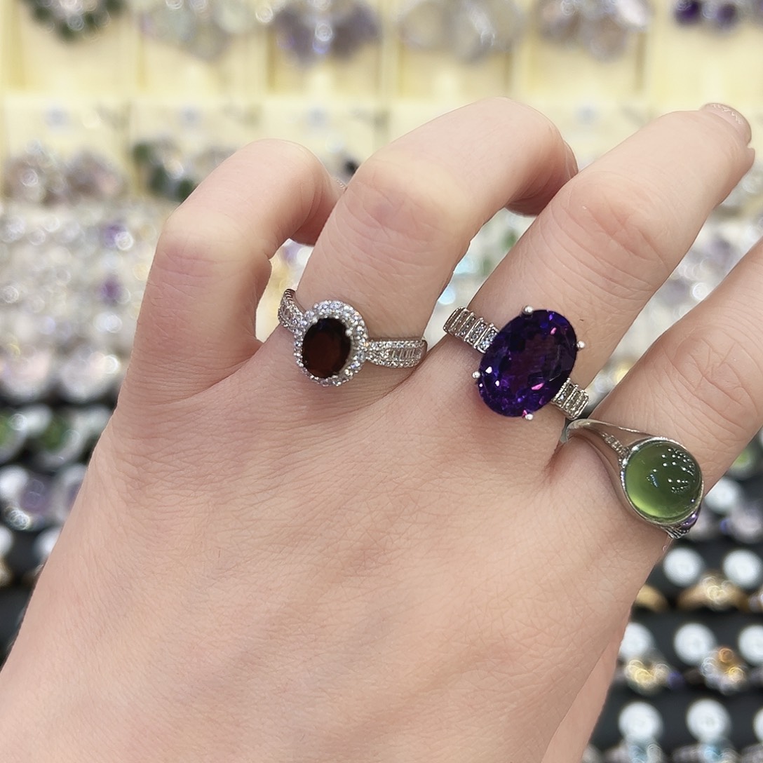 (***)戒指银S925镶嵌紫晶