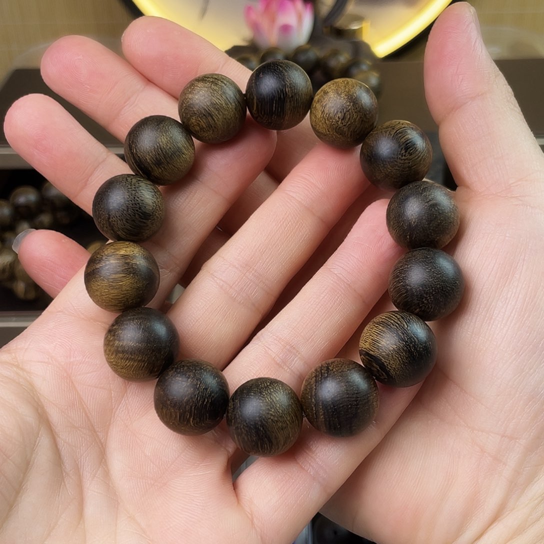 沉香手串汉**地越南芽庄老白棋玉化老料瘤疤虎皮1.6