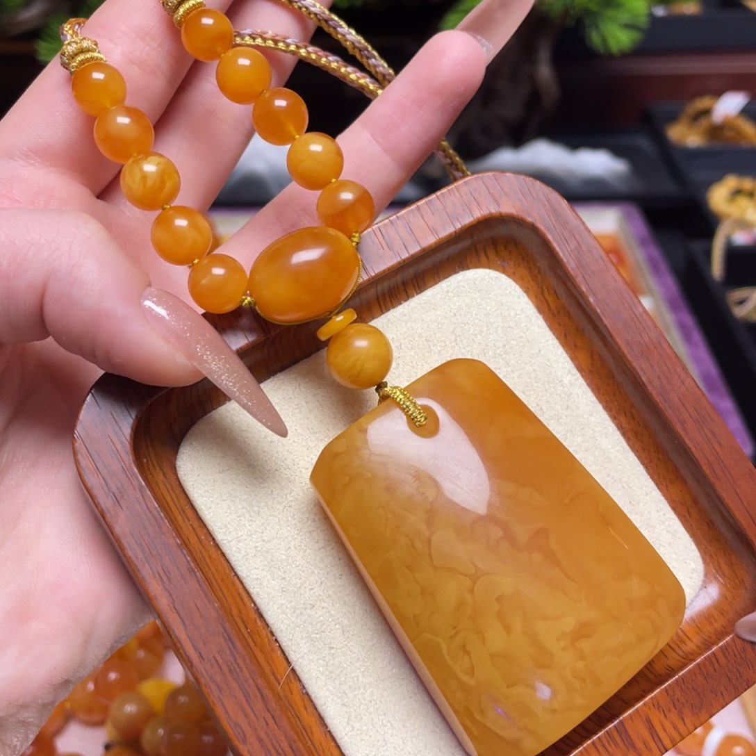 蜜蜡颈饰未镶嵌项链