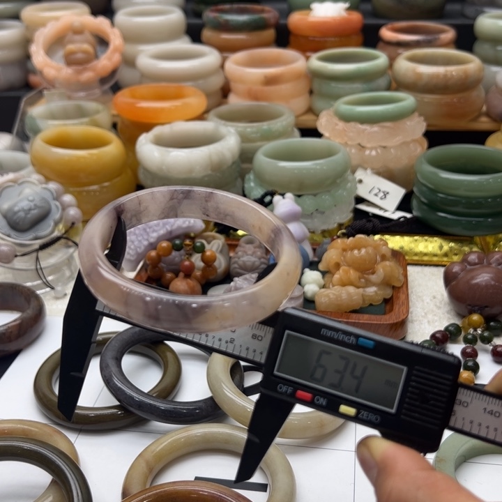 石英岩玉合金手镯