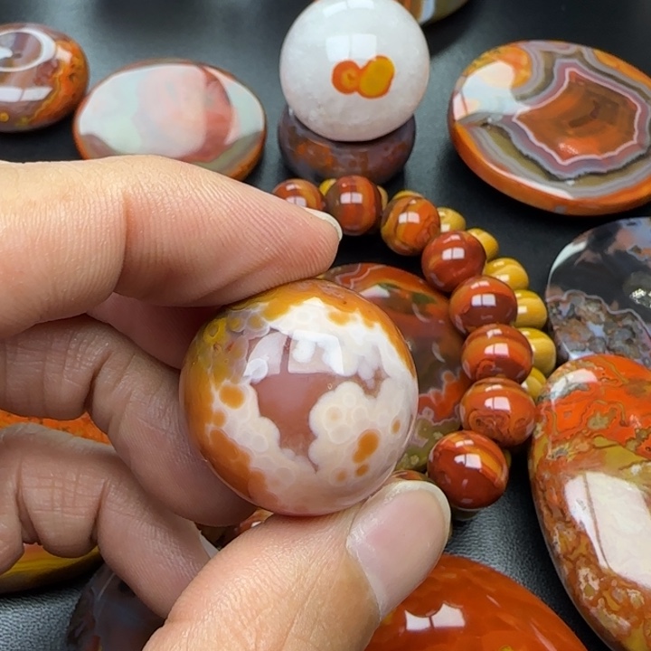 峰***转玛瑙/玉髓未镶嵌原矿玛瑙项链牌子